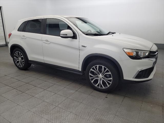 Photo of 2019 Pearl White Mitsubishi Outlander Sport