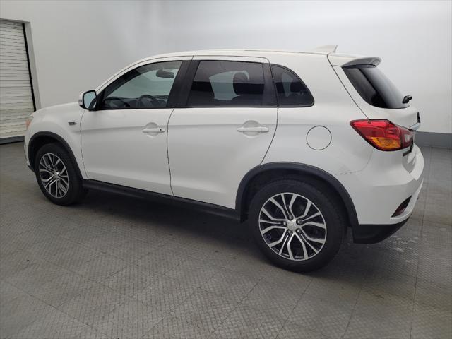 Photo of 2019 Pearl White Mitsubishi Outlander Sport