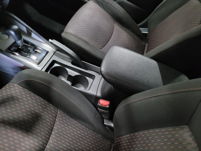 Photo of 2019 Pearl White Mitsubishi Outlander Sport