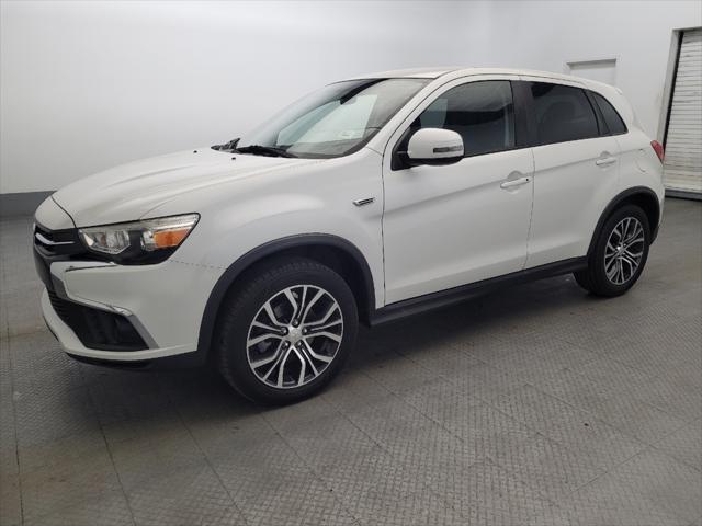 Photo of 2019 Pearl White Mitsubishi Outlander Sport