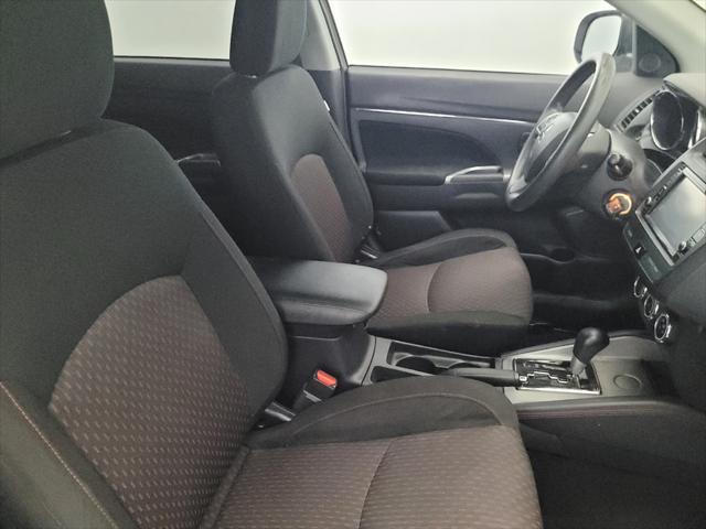 Photo of 2019 Pearl White Mitsubishi Outlander Sport