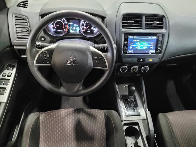 Photo of 2019 Pearl White Mitsubishi Outlander Sport