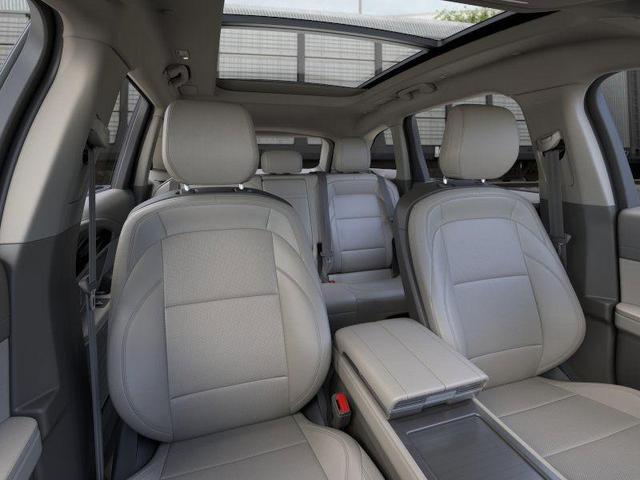 Photo of 2025 Red Carpet Metallic Tinted Clearcoat Lincoln Nautilus