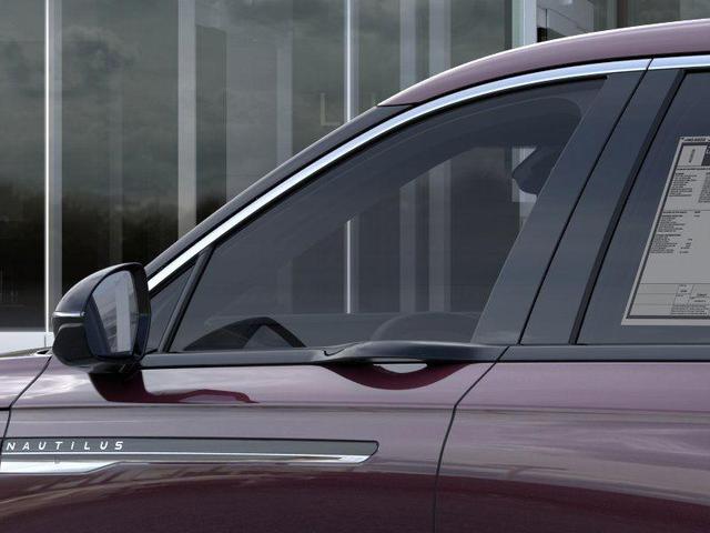 Photo of 2025 Diamond Red Lincoln Nautilus