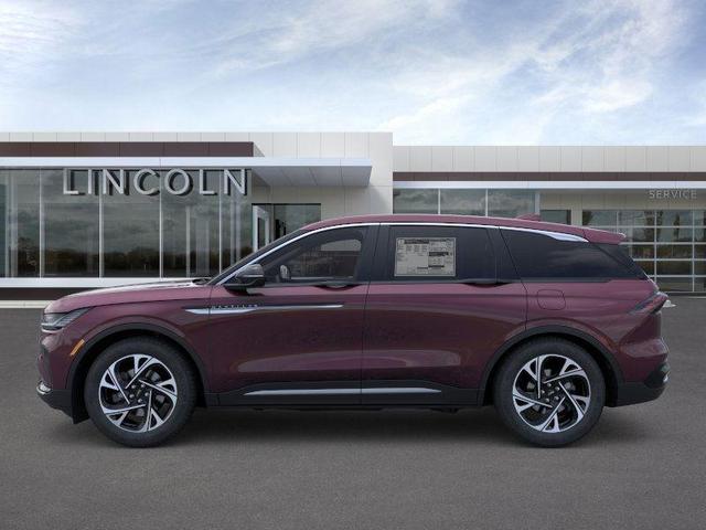 Photo of 2025 Diamond Red Lincoln Nautilus