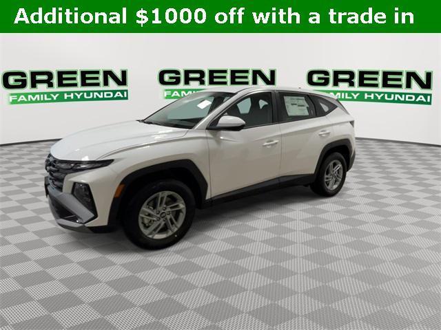 Photo of 2025 White Hyundai TUCSON