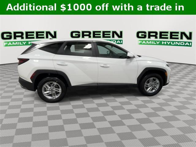 Photo of 2025 White Hyundai TUCSON