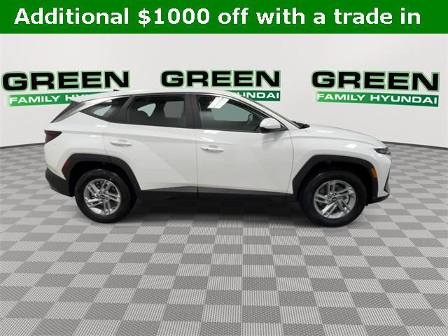 Photo of 2025 White Hyundai TUCSON