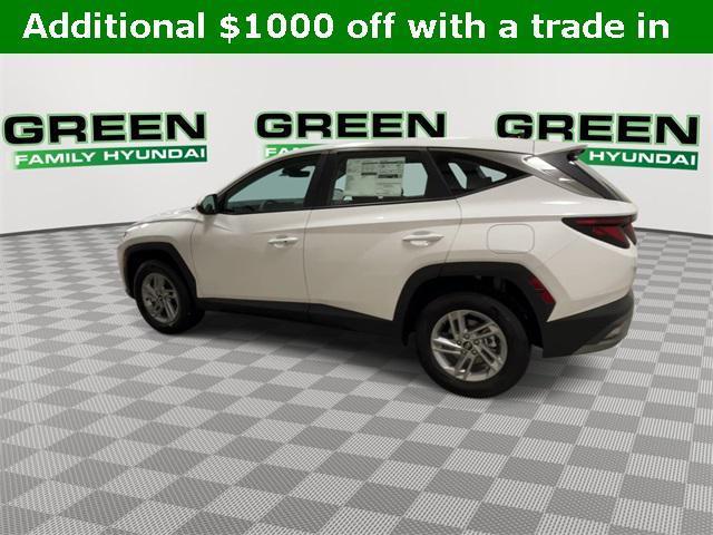 Photo of 2025 White Hyundai TUCSON