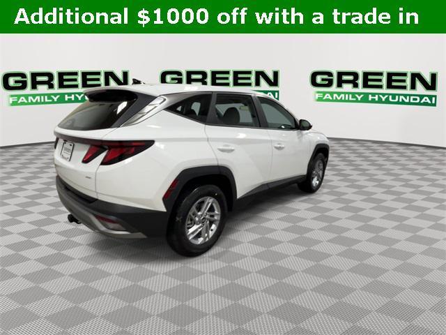 Photo of 2025 White Hyundai TUCSON