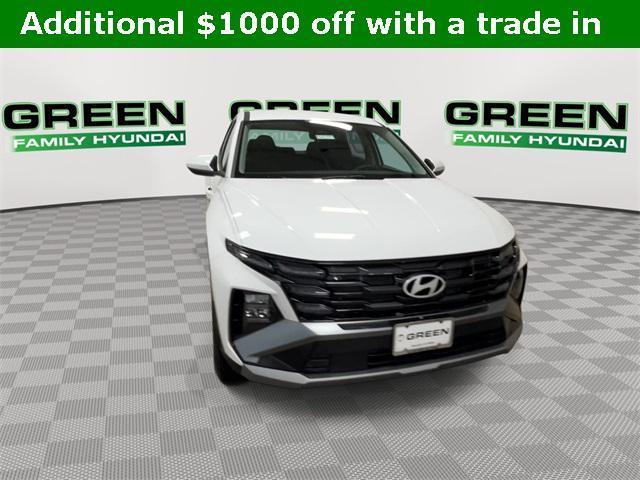 Photo of 2025 White Hyundai TUCSON