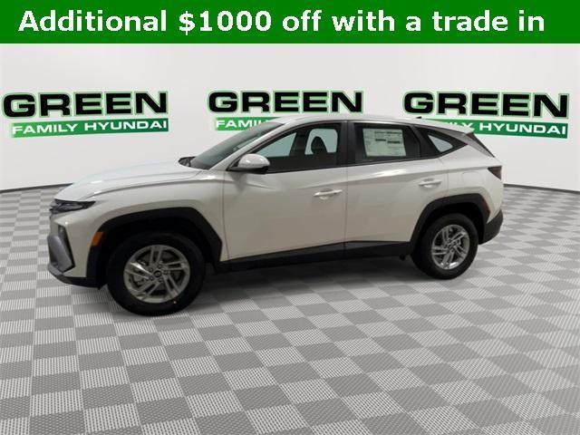 Photo of 2025 White Hyundai TUCSON