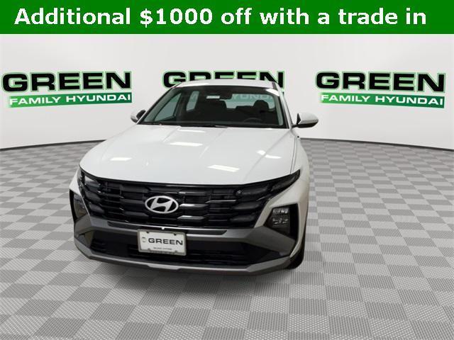 Photo of 2025 White Hyundai TUCSON