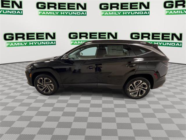 Photo of 2025 Black Hyundai TUCSON
