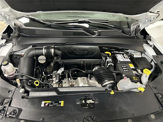 Photo of 2023 White Jeep Compass