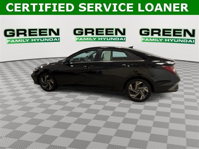 Photo of 2025 Black Hyundai ELANTRA HEV