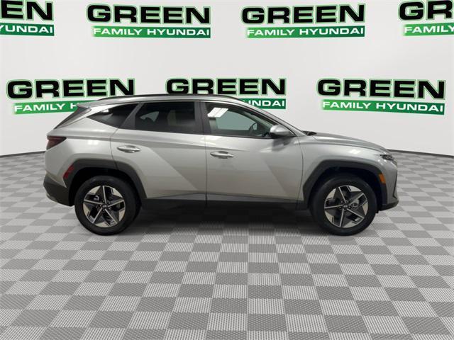 Photo of 2025 Silver Hyundai TUCSON