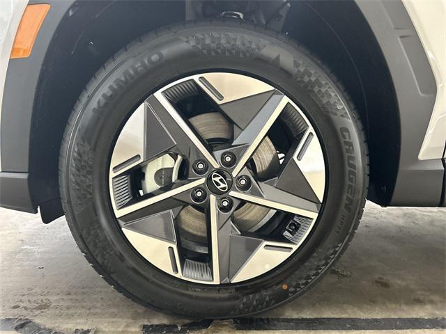 Photo of 2025 Silver Hyundai TUCSON