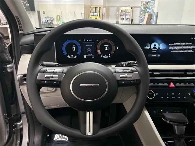 Photo of 2025 Silver Hyundai TUCSON