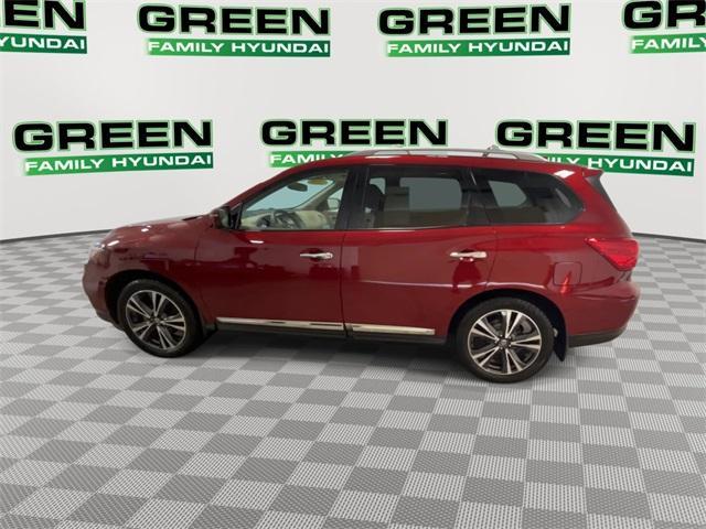 Photo of 2020 Scarlet Ember Nissan Pathfinder
