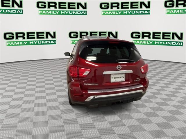 Photo of 2020 Scarlet Ember Nissan Pathfinder