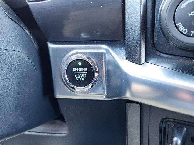 Photo of 2022 Agate Black Metallic Ford F-150