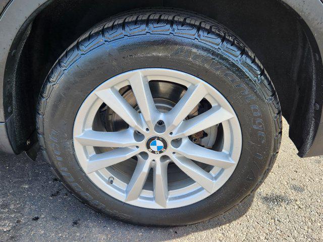 Photo of 2015 Jet Black BMW X5