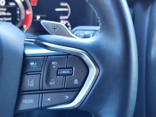 Photo of 2024 Eminent White Pearl Lexus LX 600