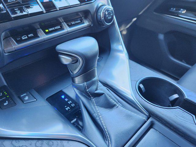 Photo of 2024 Eminent White Pearl Lexus LX 600