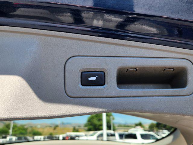 Photo of 2012 Bali Blue Pearl Acura MDX