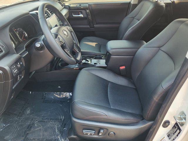 Photo of 2022 White Toyota 4Runner