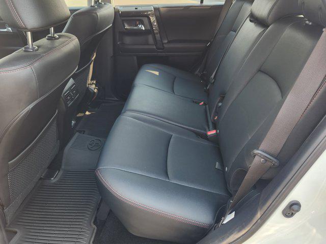 Photo of 2022 White Toyota 4Runner