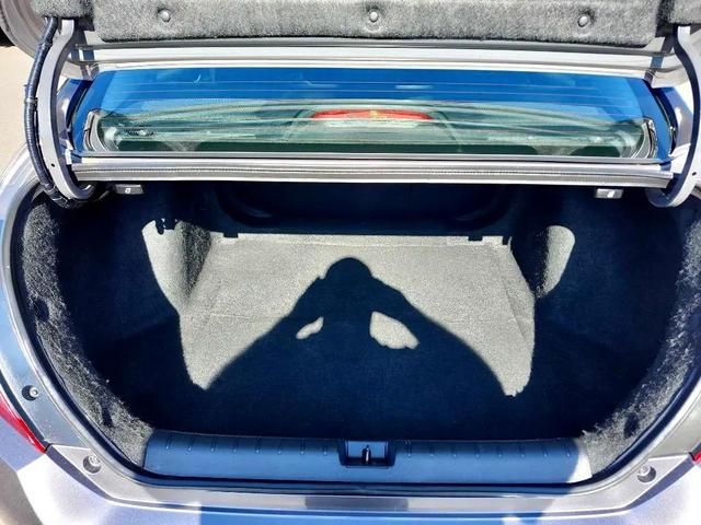 Photo of 2018 SILVER Honda Civic