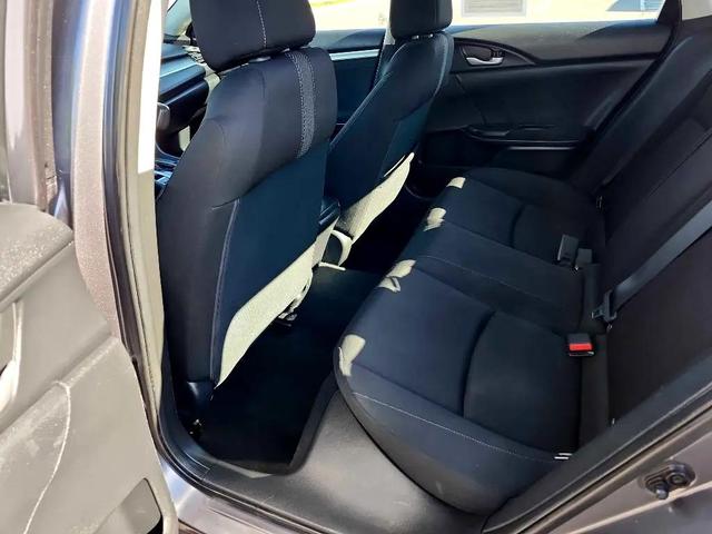 Photo of 2018 SILVER Honda Civic