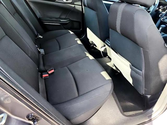 Photo of 2018 SILVER Honda Civic