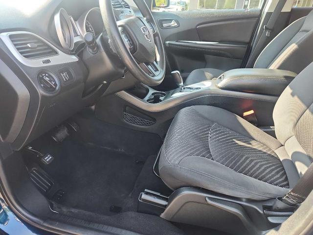 Photo of 2013 BLUE Dodge Journey