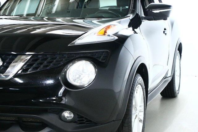Photo of 2016 Super Black Nissan Juke