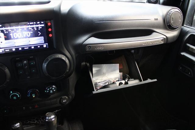 Photo of 2013 Black Clearcoat Jeep Wrangler Unlimited
