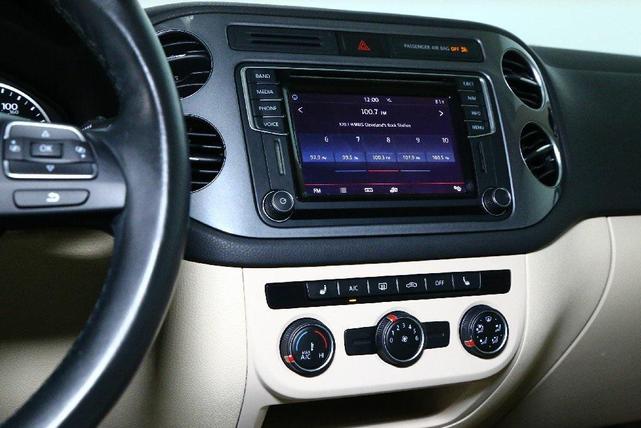 Photo of 2016 Pure White Volkswagen Tiguan