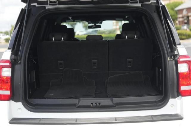 Photo of 2020 Oxford White Ford Expedition