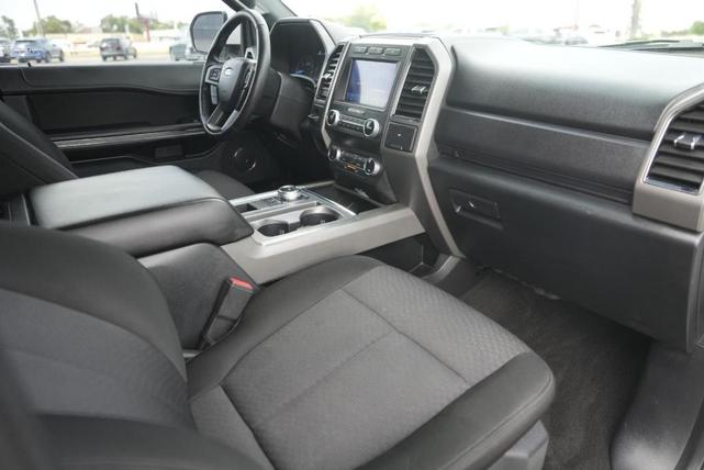 Photo of 2020 Oxford White Ford Expedition