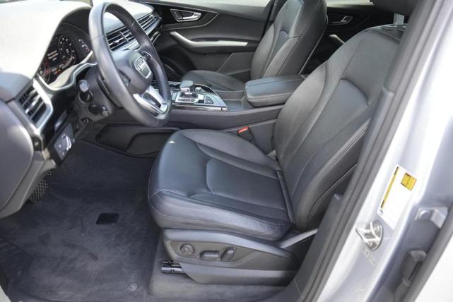 Photo of 2019 Florett Silver Metallic Audi Q7