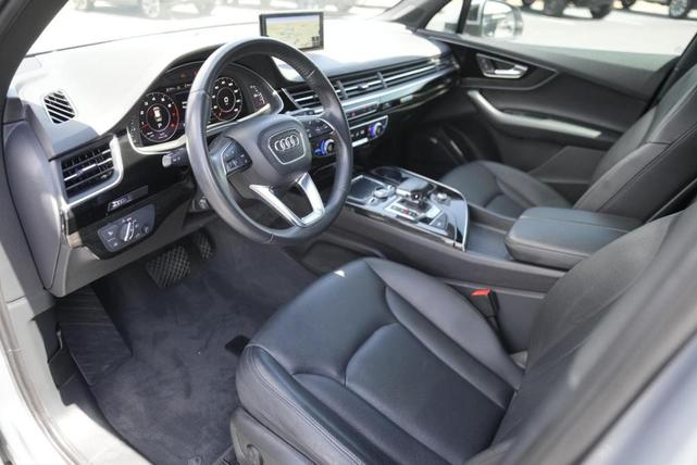 Photo of 2019 Florett Silver Metallic Audi Q7