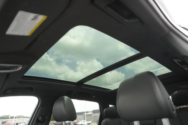 Photo of 2018 Florett Silver Metallic Audi Q7