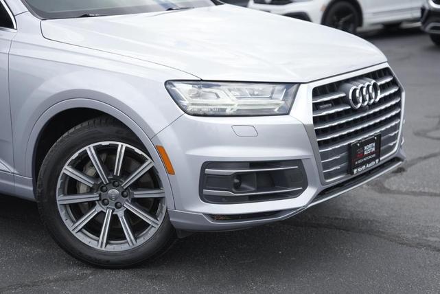 Photo of 2018 Florett Silver Metallic Audi Q7