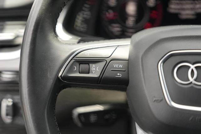 Photo of 2018 Florett Silver Metallic Audi Q7