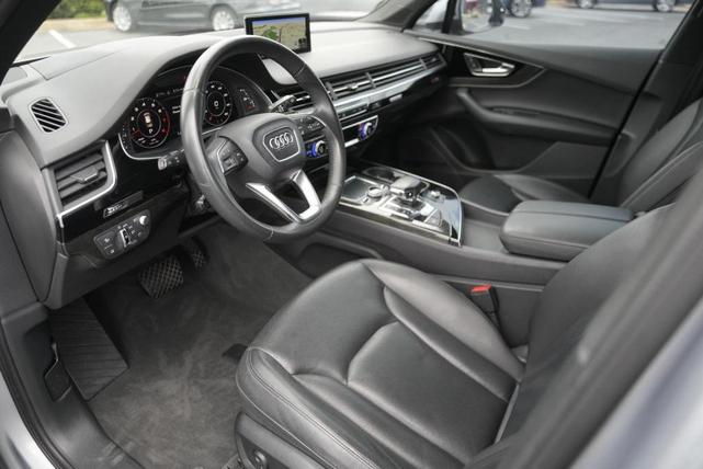 Photo of 2018 Florett Silver Metallic Audi Q7