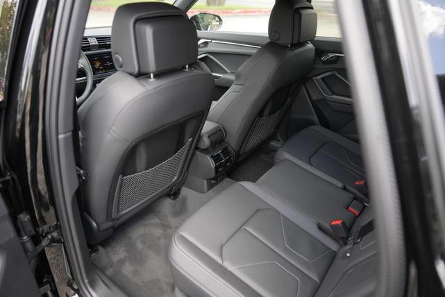 Photo of 2025 Mythos Black Metallic Audi Q3