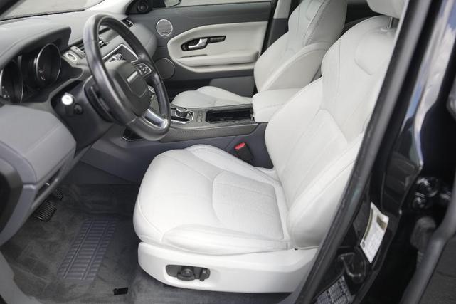 Photo of 2019 Santorini Black Land Rover Range Rover Evoque