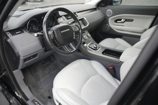 Photo of 2019 Santorini Black Land Rover Range Rover Evoque